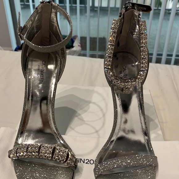 calvin klein 205w39nyc camelle sandals - Picture 7 of 7